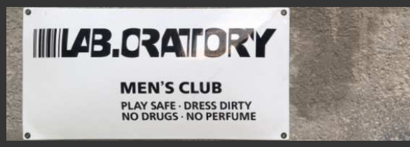 在柏林Neukölln,几乎每个同志夜店都有小黑屋 - 51虹马 在柏林Neukölln,几乎每个同志夜店都有小黑屋 - 51虹马