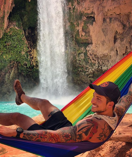 《亲爱的我愿意》型男主厨 拥抱HIV身分活出精采人生 - 51虹马