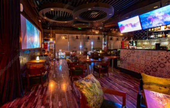 节后的番禹路390号 - 51虹马