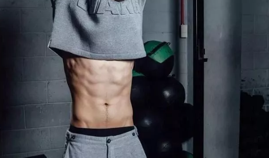 讲述自己变成gay的故事以及在圈里的经历 - 51虹马