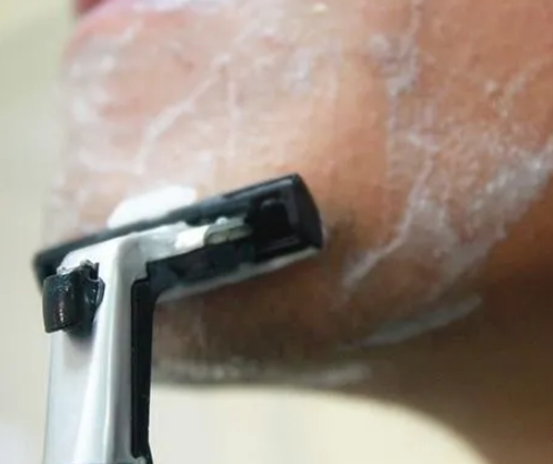 为啥有些男性的胡子长得很快? - 51虹马 为啥有些男性的胡子长得很快? - 51虹马