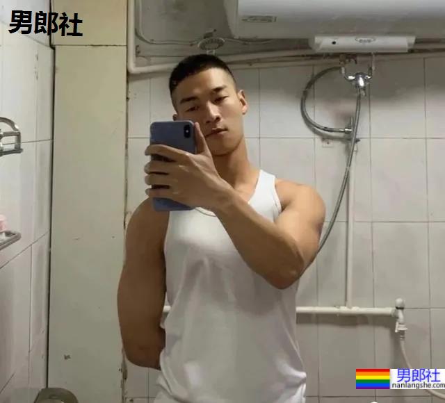 男生剃完寸头，也太帅太A了吧！ - 51虹马