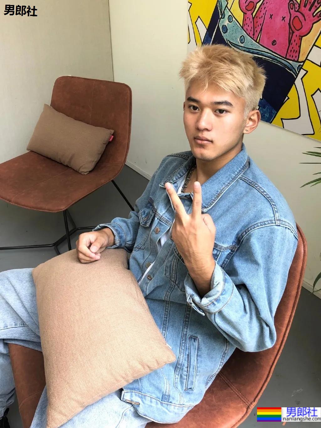 美院00后肌肉小狼狗,颜值超帅+荷尔蒙超A! - 51虹马 美院00后肌肉小狼狗,颜值超帅+荷尔蒙超A! - 51虹马