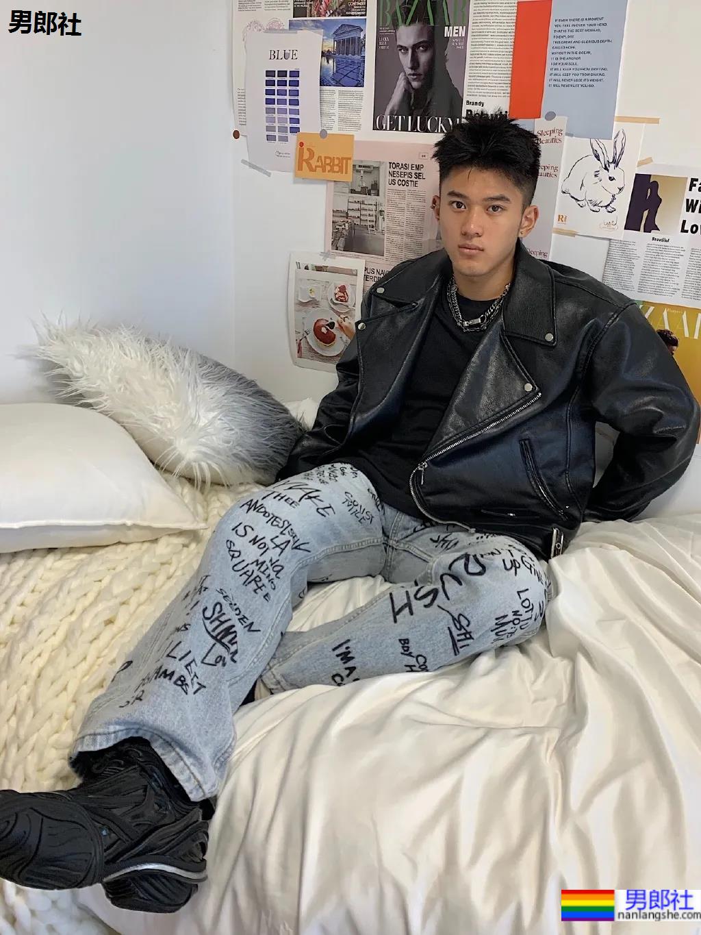 美院00后肌肉小狼狗,颜值超帅+荷尔蒙超A! - 51虹马 美院00后肌肉小狼狗,颜值超帅+荷尔蒙超A! - 51虹马