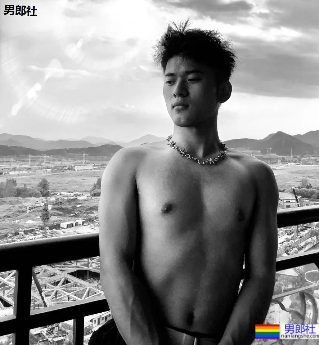 美院00后肌肉小狼狗,颜值超帅+荷尔蒙超A! - 51虹马 美院00后肌肉小狼狗,颜值超帅+荷尔蒙超A! - 51虹马