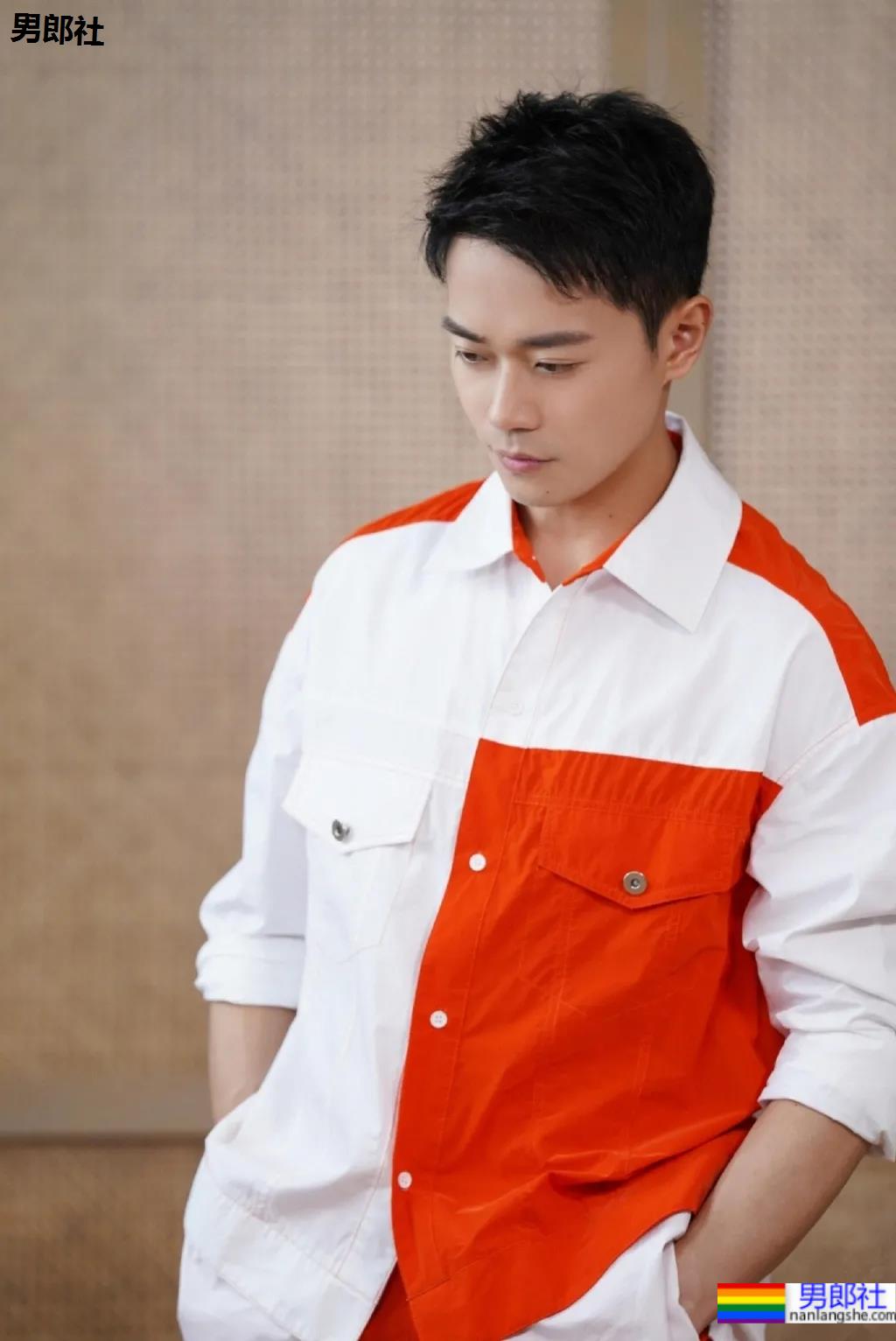 浣碧前男友晒肌肉惊艳网友！一身腱子肉的曹骏，被《演2》淘汰却被央视认可！ - 51虹马