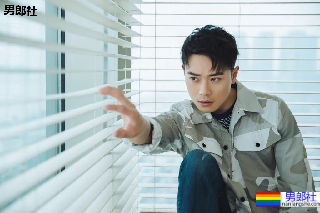 浣碧前男友晒肌肉惊艳网友！一身腱子肉的曹骏，被《演2》淘汰却被央视认可！ - 51虹马