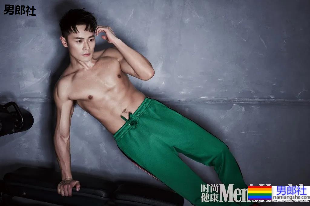 浣碧前男友晒肌肉惊艳网友！一身腱子肉的曹骏，被《演2》淘汰却被央视认可！ - 51虹马