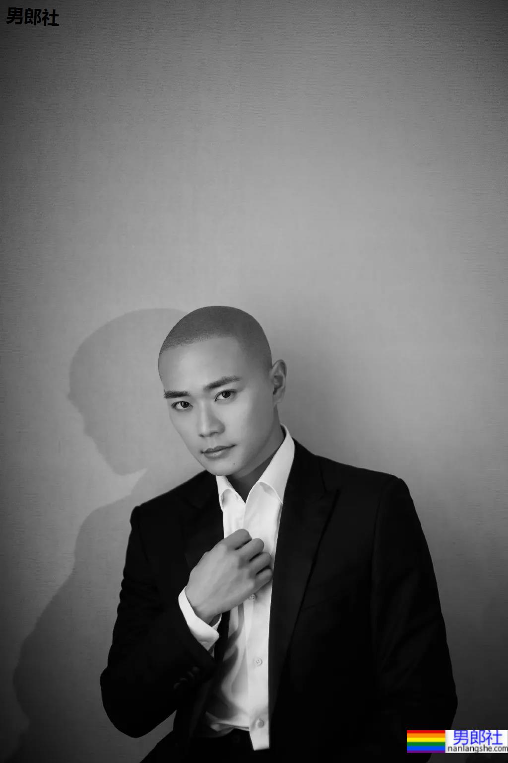 浣碧前男友晒肌肉惊艳网友！一身腱子肉的曹骏，被《演2》淘汰却被央视认可！ - 51虹马