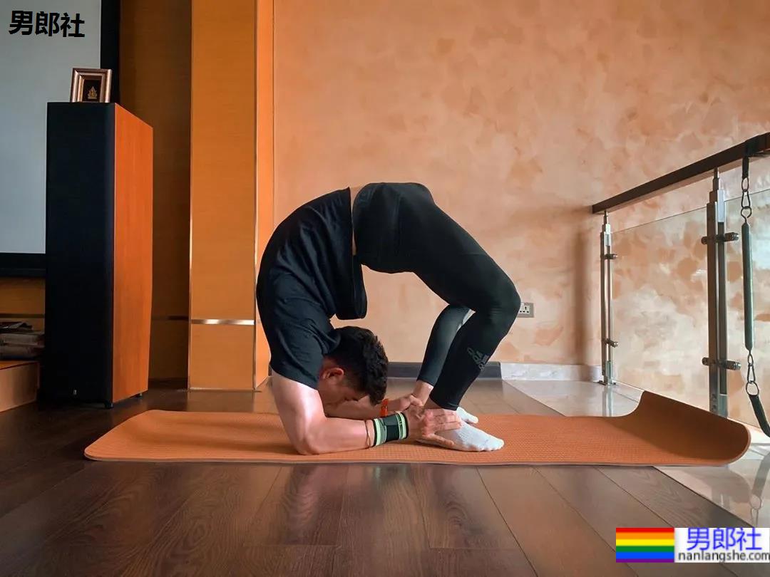 网红男孩真素会拍照惹~ - 51虹马