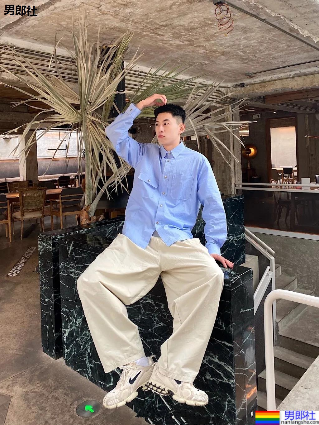 白嫩清爽小奶狗，据说十个网友八个爱！ - 51虹马