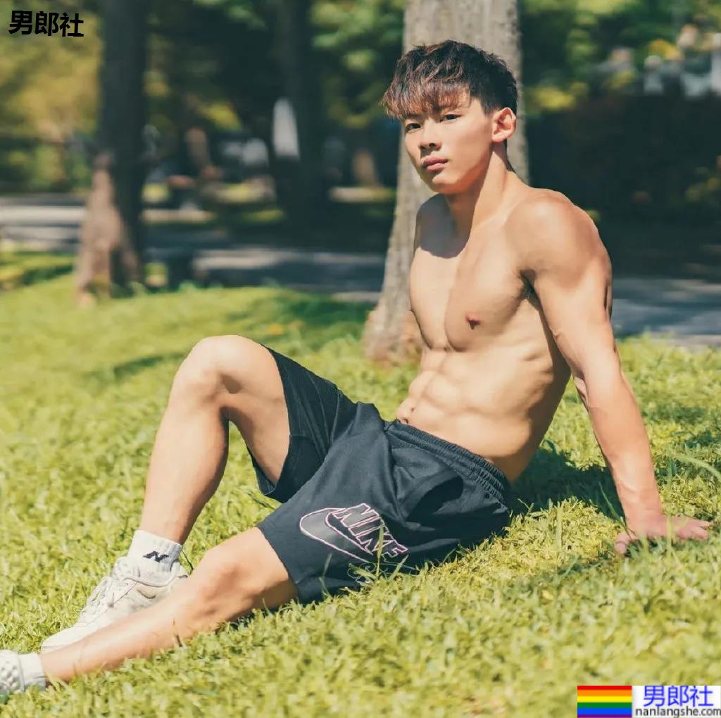 00后角力运动小狼狗，身材处处都吸睛！ - 51虹马