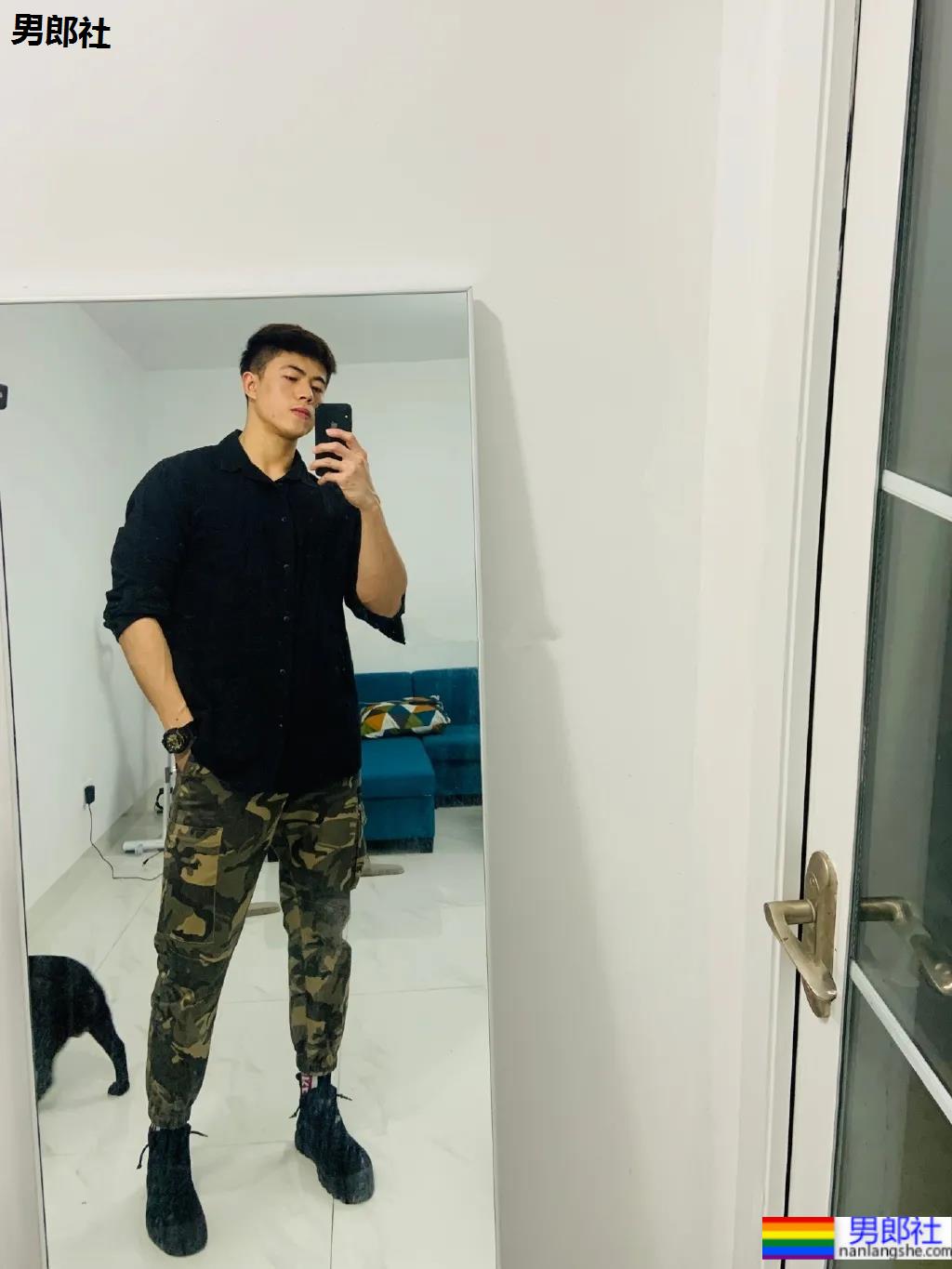 厦门186cm肌肉男教练走红！大长腿腱子肉身材，看过都说我可以！ - 51虹马