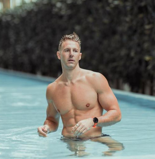 英国足球员出柜故事：我希望所有同志运动员和我的同志粉丝，请记得你并不孤单-51虹马