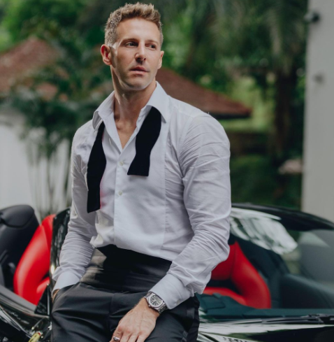 英国足球员出柜故事：我希望所有同志运动员和我的同志粉丝，请记得你并不孤单 - 51虹马