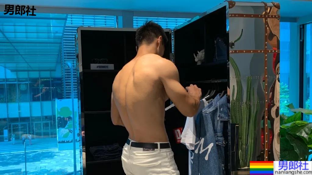 超men健身教练，辛苦了！ - 51虹马