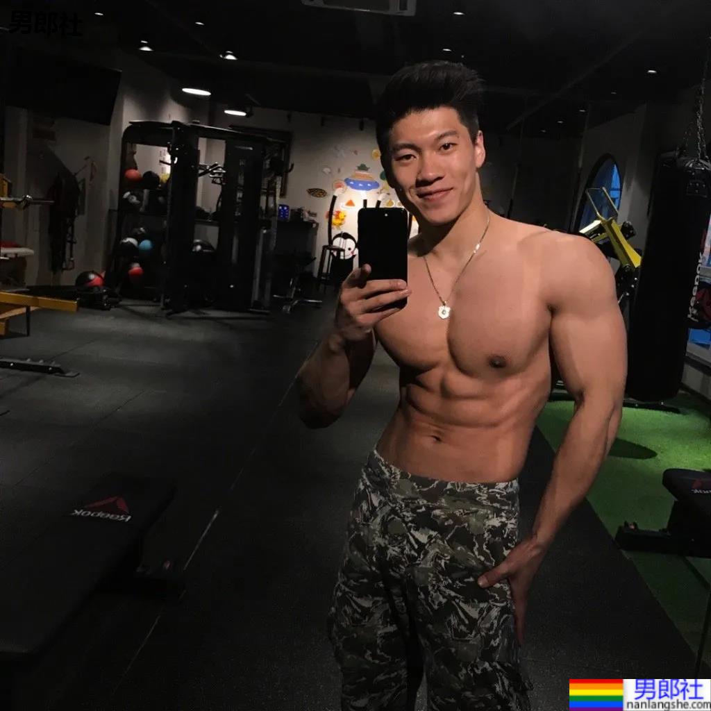 超men健身教练，辛苦了！ - 51虹马