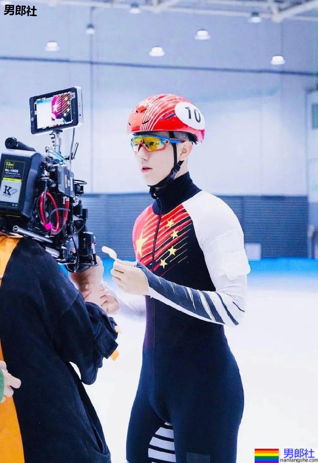 中国速滑队里藏着的东北帅小伙，又被《风度》扒掉了 - 51虹马