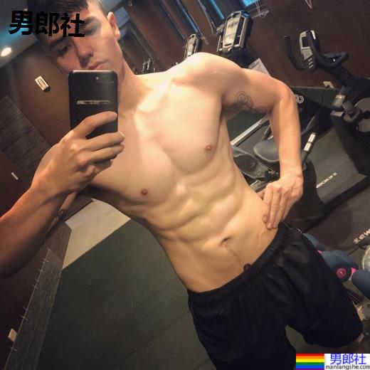 异国情调满满台湾南非混血励志成长型鲜肉:Simion Lee 希米恩-51虹马