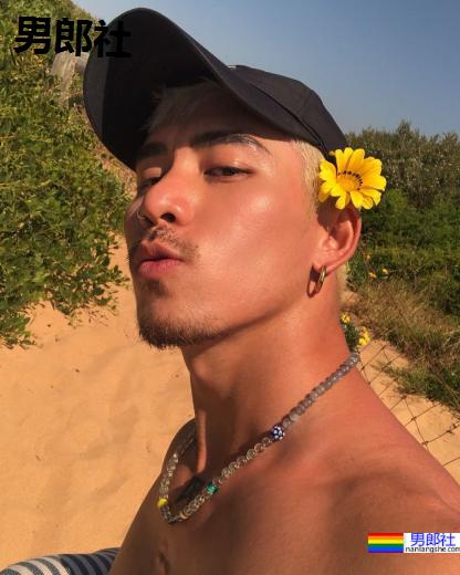 穿衣爆肉,脱衣性感无敌的旅澳台版肌肉舞帅:Whyan Chen 怀恩 - 51虹马 穿衣爆肉,脱衣性感无敌的旅澳台版肌肉舞帅:Whyan Chen 怀恩 - 51虹马