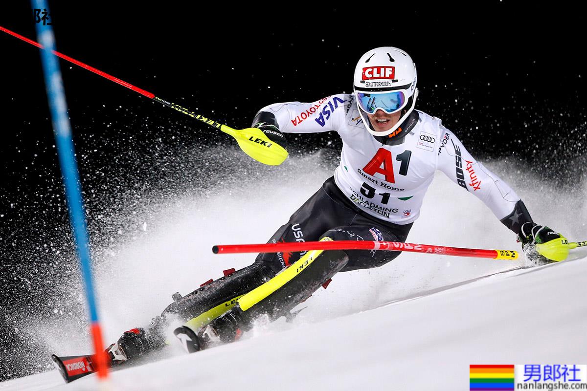 29岁美国滑雪冠军「滑出」自我勇敢出柜 盼体坛给同志平等友善的赛事空间 - 51虹马