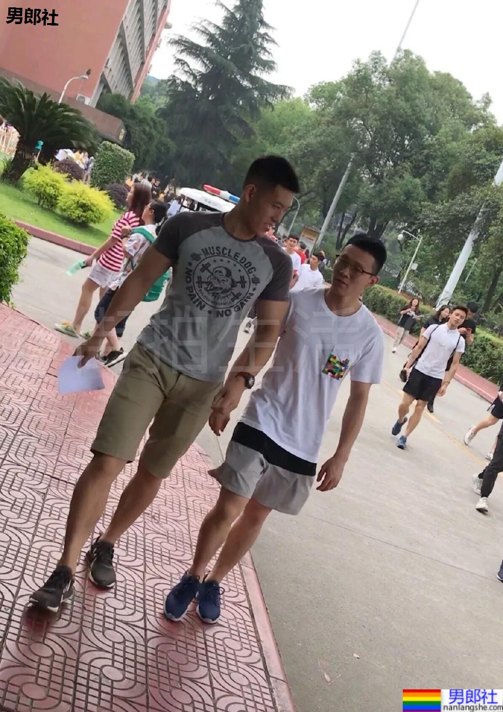 体院生小哥有多翘， 这才是真实力！ - 51虹马