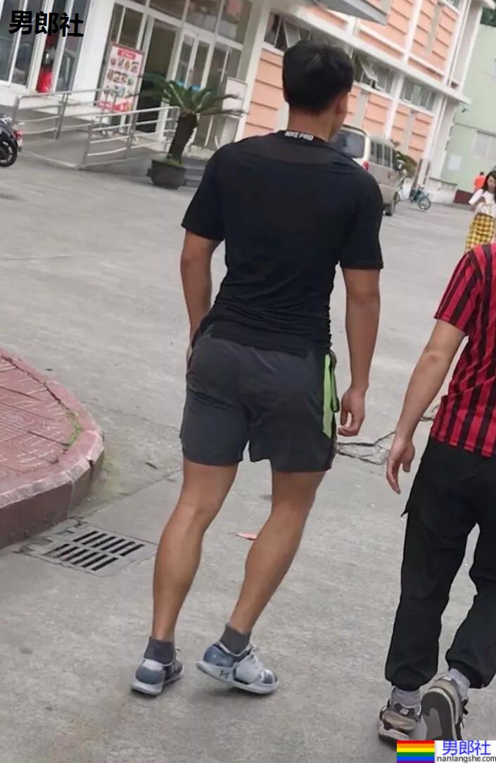 体院生小哥有多翘， 这才是真实力！ - 51虹马