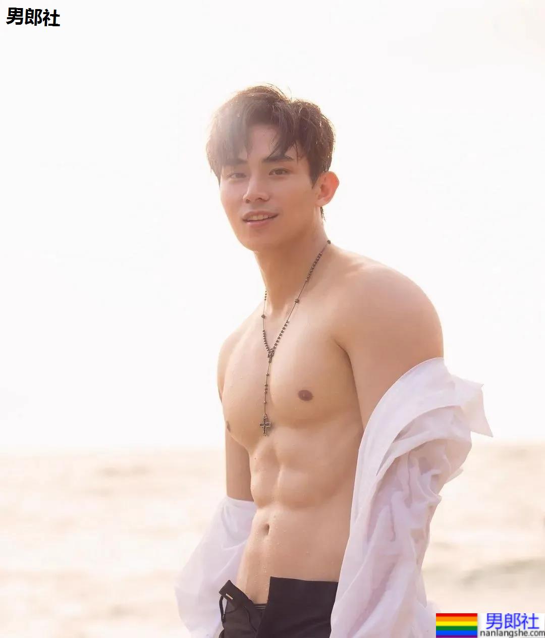 模特林家佑最新写真一览，小姐姐们都不淡定了！ - 51虹马