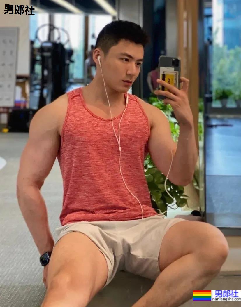 山东小哥哥，乖巧却不失男人味！ - 51虹马