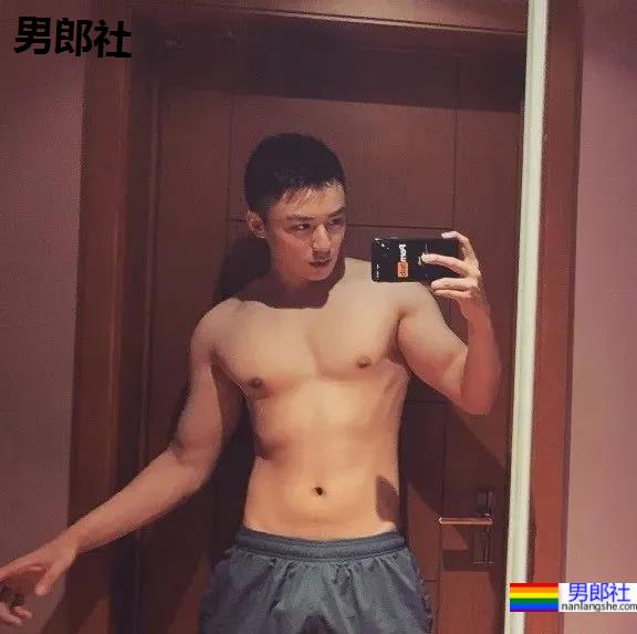 山东小哥哥，乖巧却不失男人味！ - 51虹马