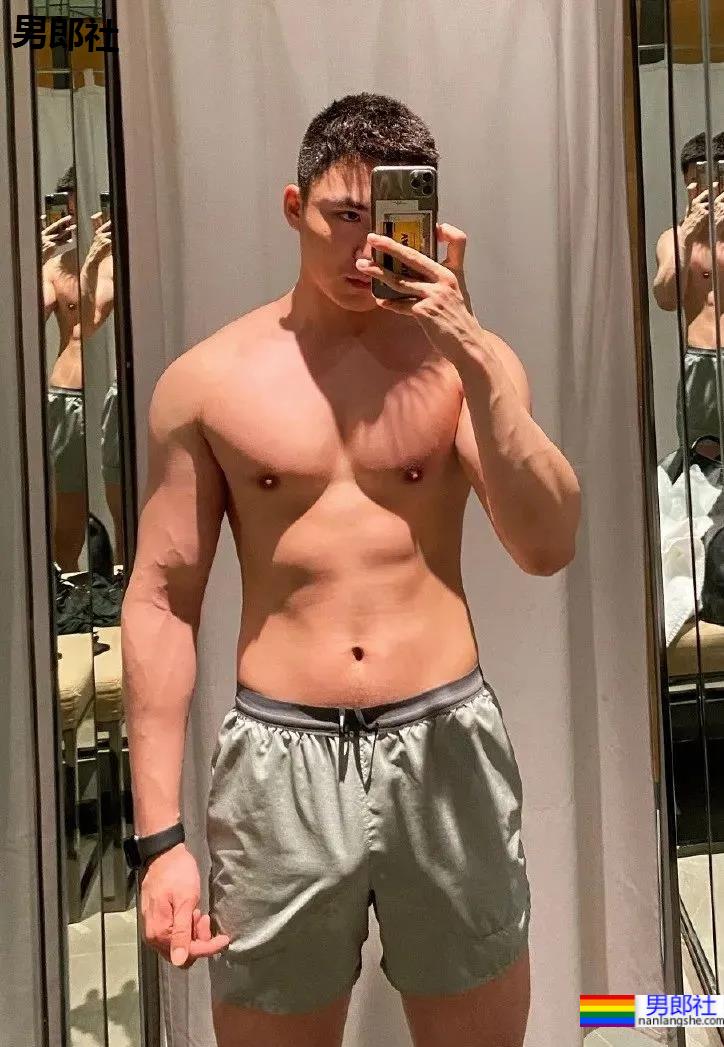 山东小哥哥，乖巧却不失男人味！ - 51虹马