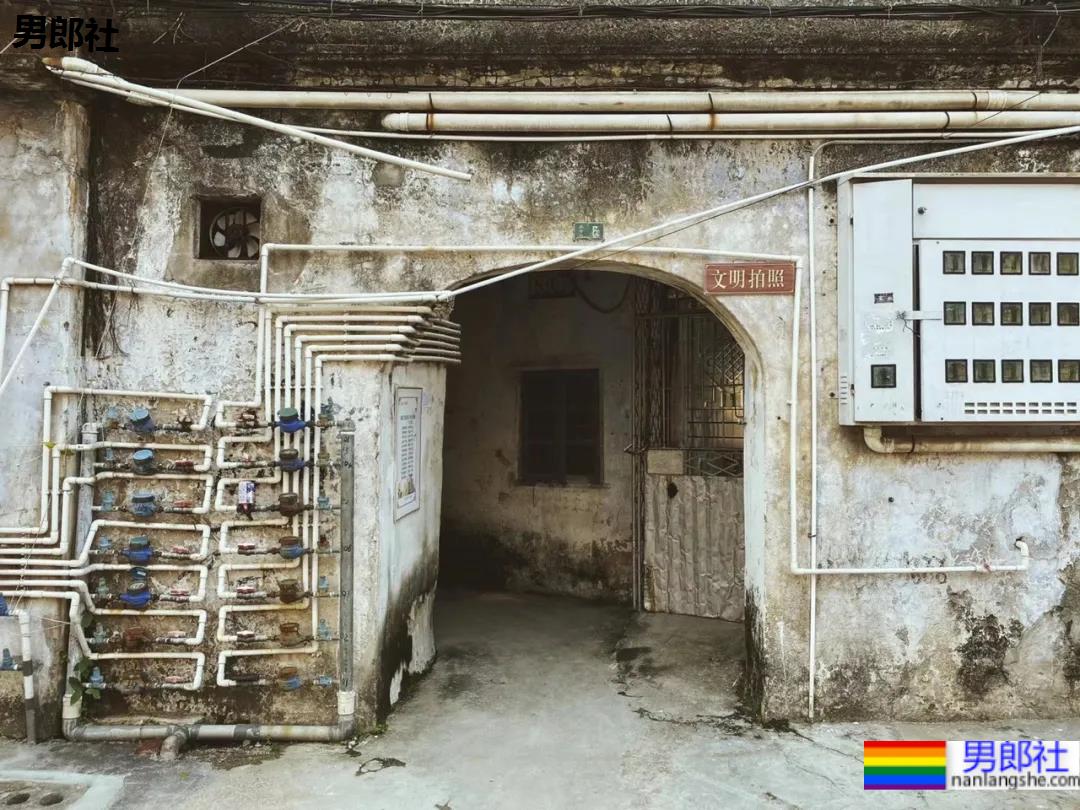 西安GAY被成都GAY疯抢的原因找到了 - 51虹马