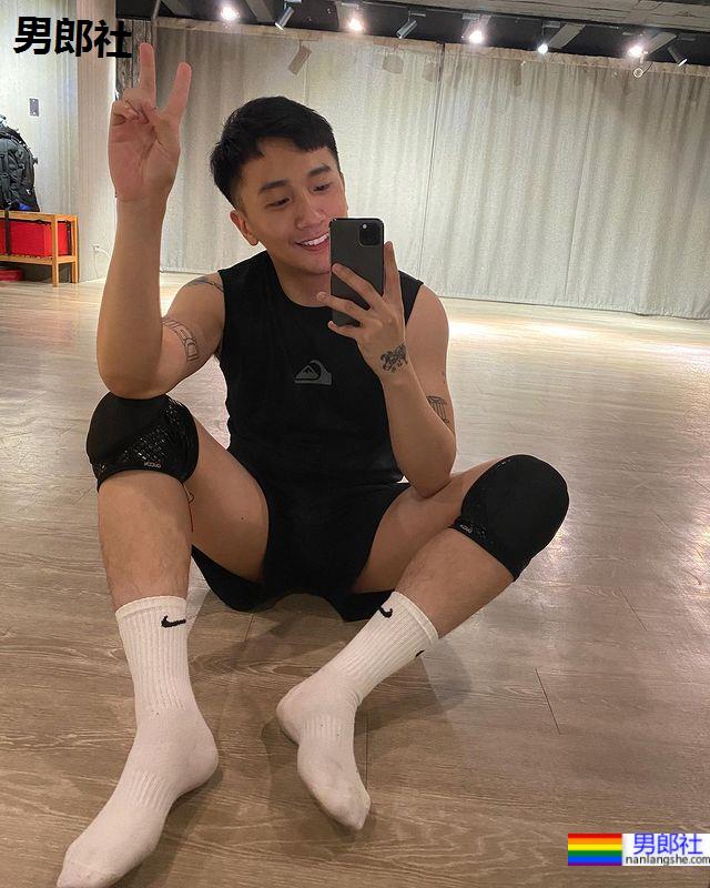 天气再冷看到笑容也可以直接把暖炉丢掉的超暖帅底迪：刘迪蓝 - 51虹马