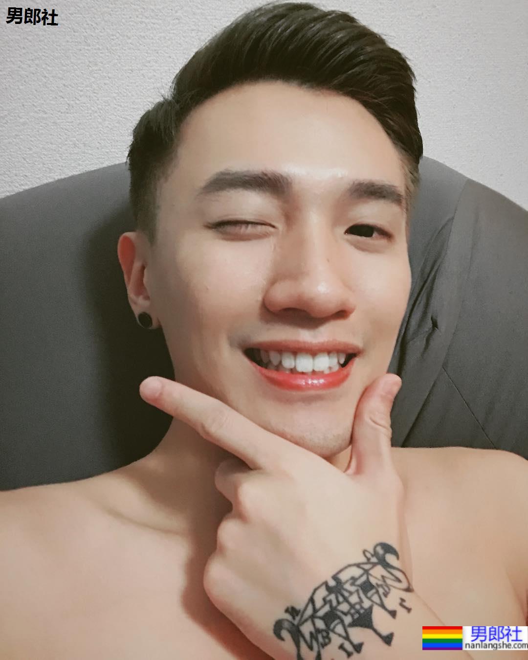 天气再冷看到笑容也可以直接把暖炉丢掉的超暖帅底迪：刘迪蓝 - 51虹马