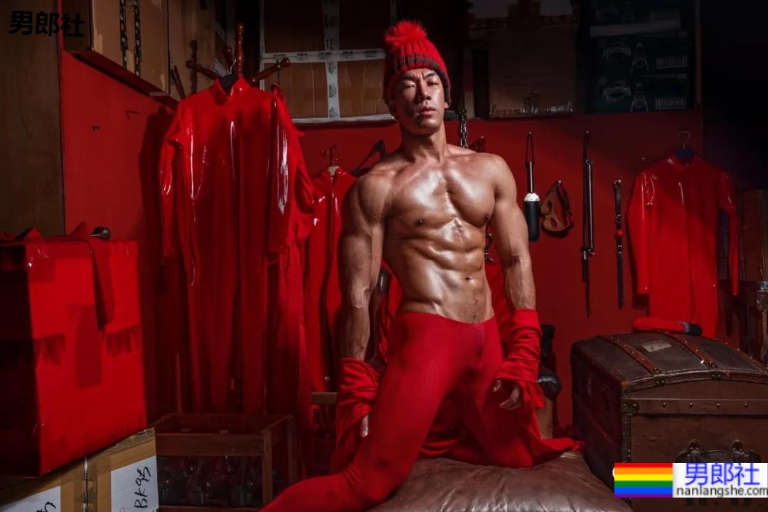 一大波圣诞肌肉来啦! - 51虹马