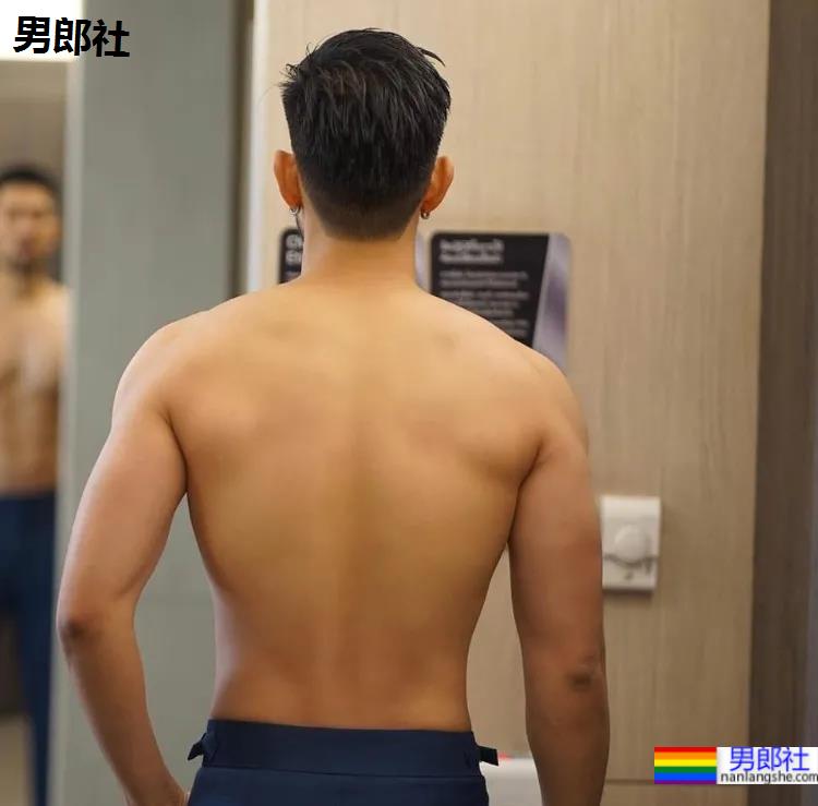 一大波圣诞肌肉来啦! - 51虹马