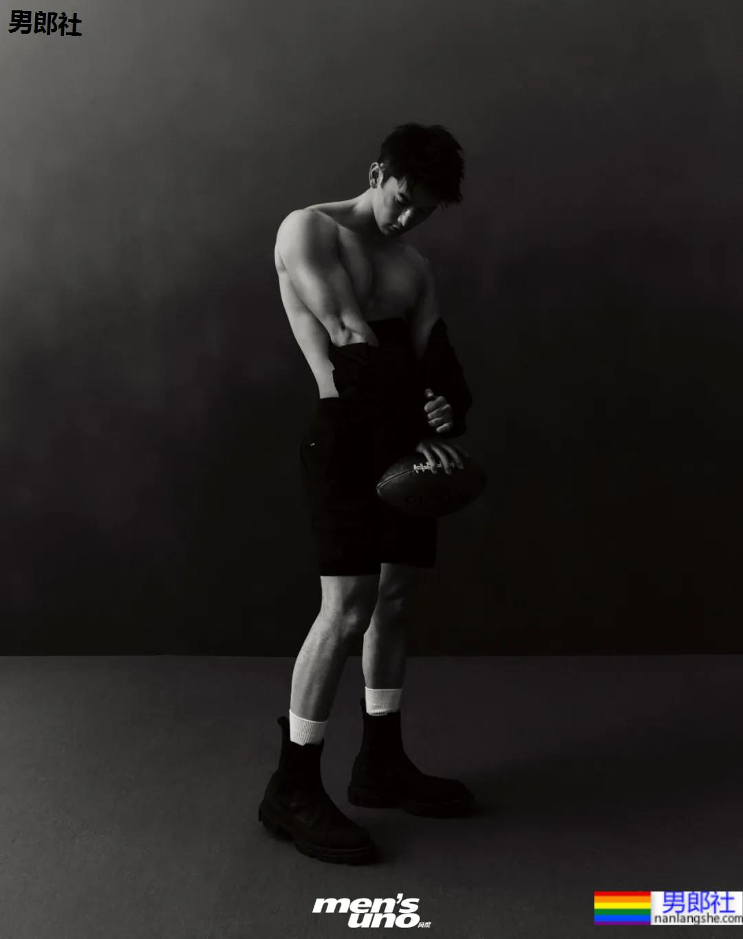 刘芮麟拍荷尔蒙运动大片,这也身材也太A了! - 51虹马 刘芮麟拍荷尔蒙运动大片,这也身材也太A了! - 51虹马