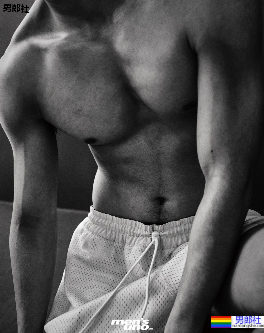 刘芮麟拍荷尔蒙运动大片,这也身材也太A了! - 51虹马 刘芮麟拍荷尔蒙运动大片,这也身材也太A了! - 51虹马