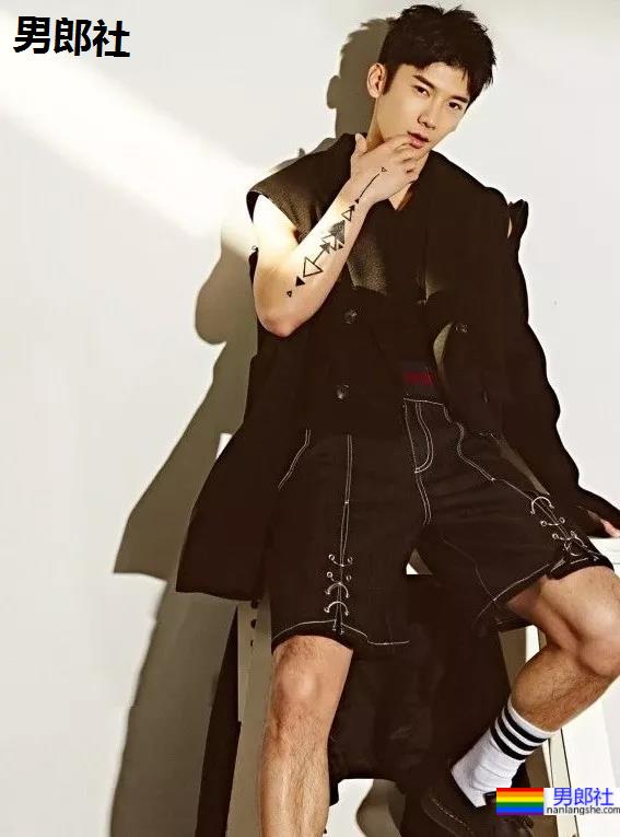 刘芮麟拍荷尔蒙运动大片,这也身材也太A了! - 51虹马 刘芮麟拍荷尔蒙运动大片,这也身材也太A了! - 51虹马