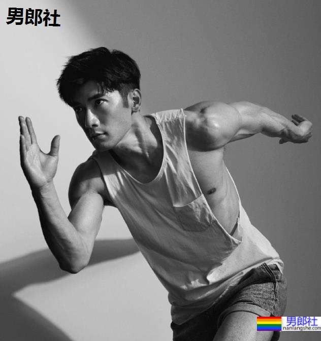 刘芮麟拍荷尔蒙运动大片,这也身材也太A了! - 51虹马 刘芮麟拍荷尔蒙运动大片,这也身材也太A了! - 51虹马