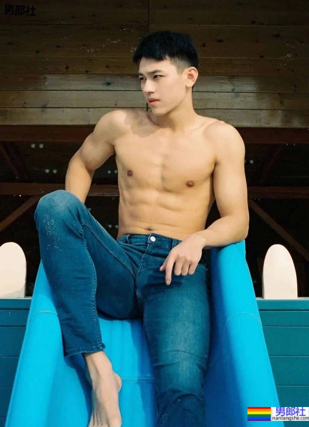 2020年娱乐圈十大新上位帅哥,第一名蔡国庆都想吸 - 51虹马 2020年娱乐圈十大新上位帅哥,第一名蔡国庆都想吸 - 51虹马