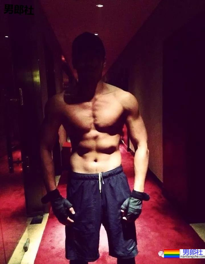 2020年娱乐圈十大新上位帅哥,第一名蔡国庆都想吸 - 51虹马 2020年娱乐圈十大新上位帅哥,第一名蔡国庆都想吸 - 51虹马