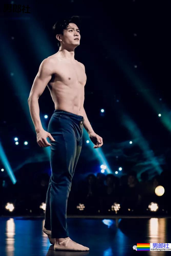 2020年娱乐圈十大新上位帅哥,第一名蔡国庆都想吸 - 51虹马 2020年娱乐圈十大新上位帅哥,第一名蔡国庆都想吸 - 51虹马