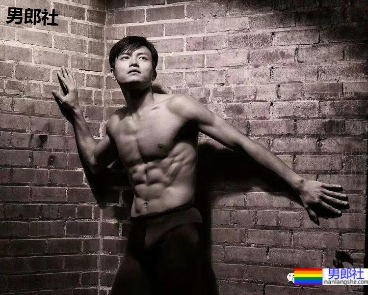 2020年娱乐圈十大新上位帅哥,第一名蔡国庆都想吸 - 51虹马 2020年娱乐圈十大新上位帅哥,第一名蔡国庆都想吸 - 51虹马