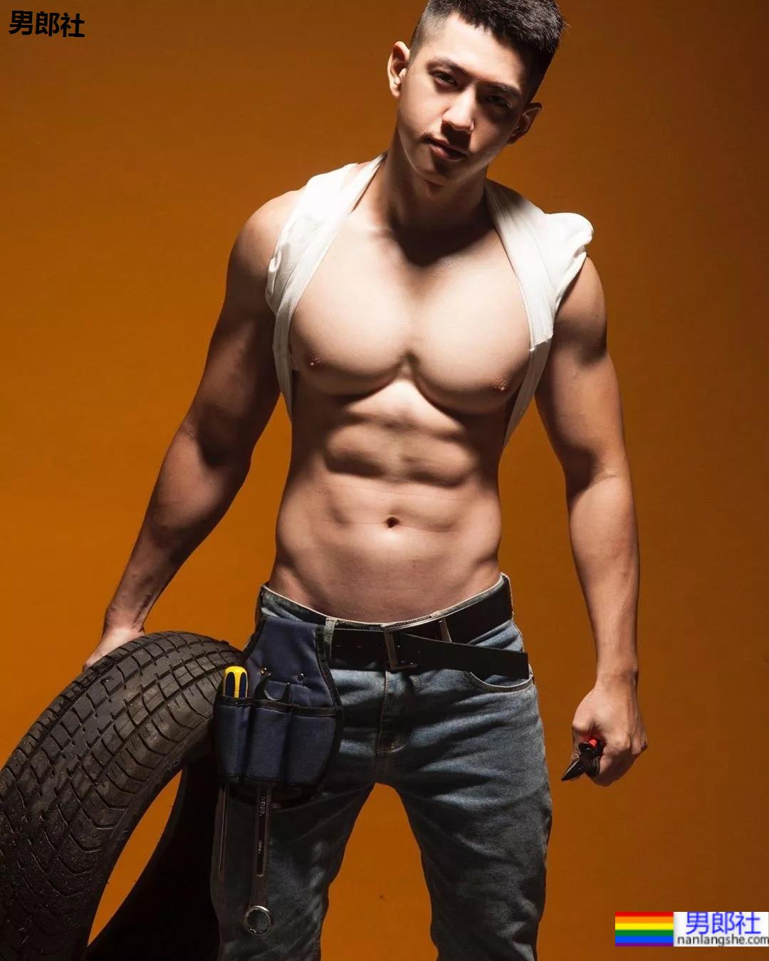 疯狂撞脸黄景瑜的6位高鼻梁肌肉帅哥,个个都是人间尤物! - 51虹马 疯狂撞脸黄景瑜的6位高鼻梁肌肉帅哥,个个都是人间尤物! - 51虹马