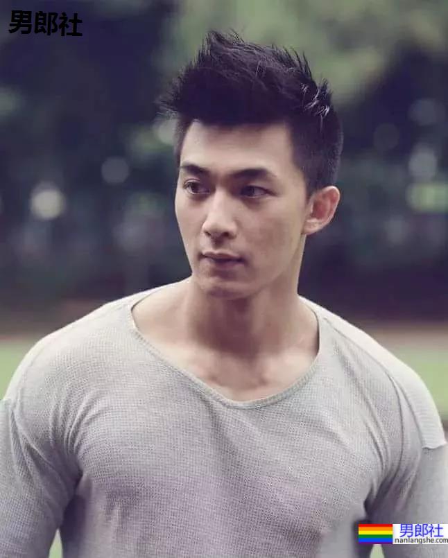 疯狂撞脸黄景瑜的6位高鼻梁肌肉帅哥,个个都是人间尤物! - 51虹马 疯狂撞脸黄景瑜的6位高鼻梁肌肉帅哥,个个都是人间尤物! - 51虹马