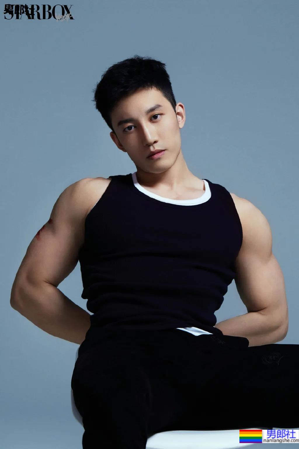 疯狂撞脸黄景瑜的6位高鼻梁肌肉帅哥,个个都是人间尤物! - 51虹马 疯狂撞脸黄景瑜的6位高鼻梁肌肉帅哥,个个都是人间尤物! - 51虹马