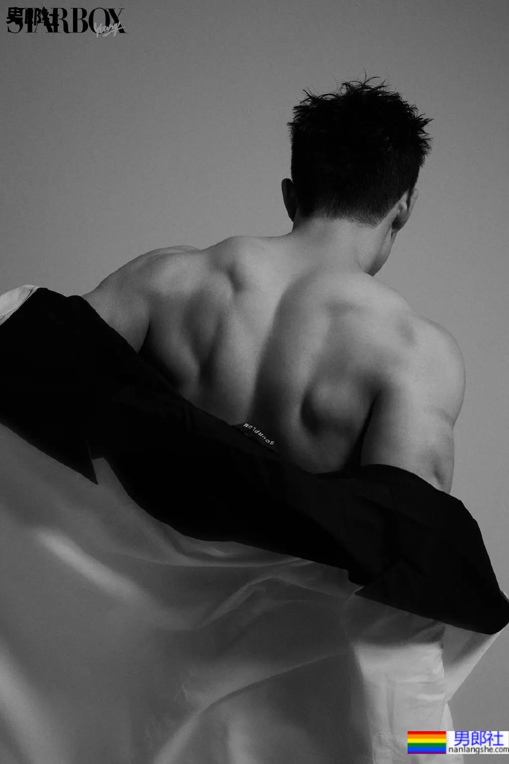 疯狂撞脸黄景瑜的6位高鼻梁肌肉帅哥,个个都是人间尤物! - 51虹马 疯狂撞脸黄景瑜的6位高鼻梁肌肉帅哥,个个都是人间尤物! - 51虹马