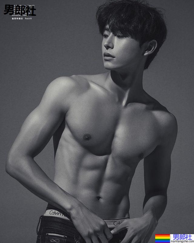 韩国国民男友笑容宛如甜点，暖心暖手带著边吃边走：최대수 - 51虹马