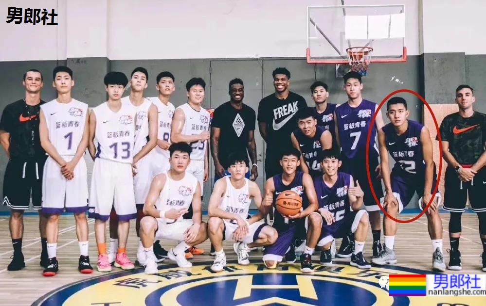 绵阳中学19岁篮球校草比丁真还帅,他的大鼻子让姐妹们不淡定了 - 51虹马 绵阳中学19岁篮球校草比丁真还帅,他的大鼻子让姐妹们不淡定了 - 51虹马